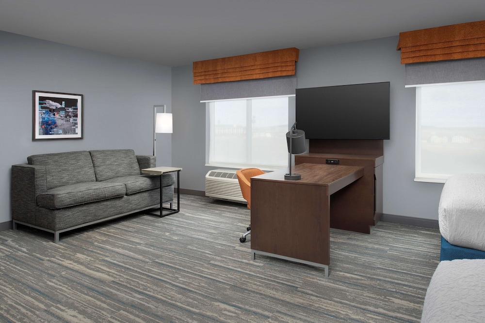 Hampton Inn & Suites Rapid City Rushmore - photo 15