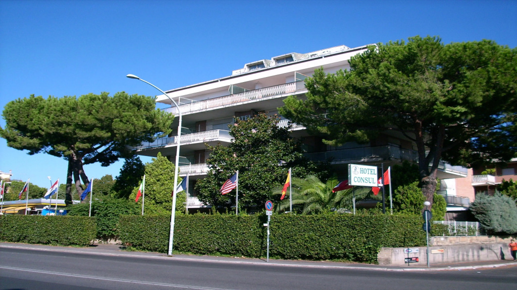 Consul - carbon neutral hotel in Rome