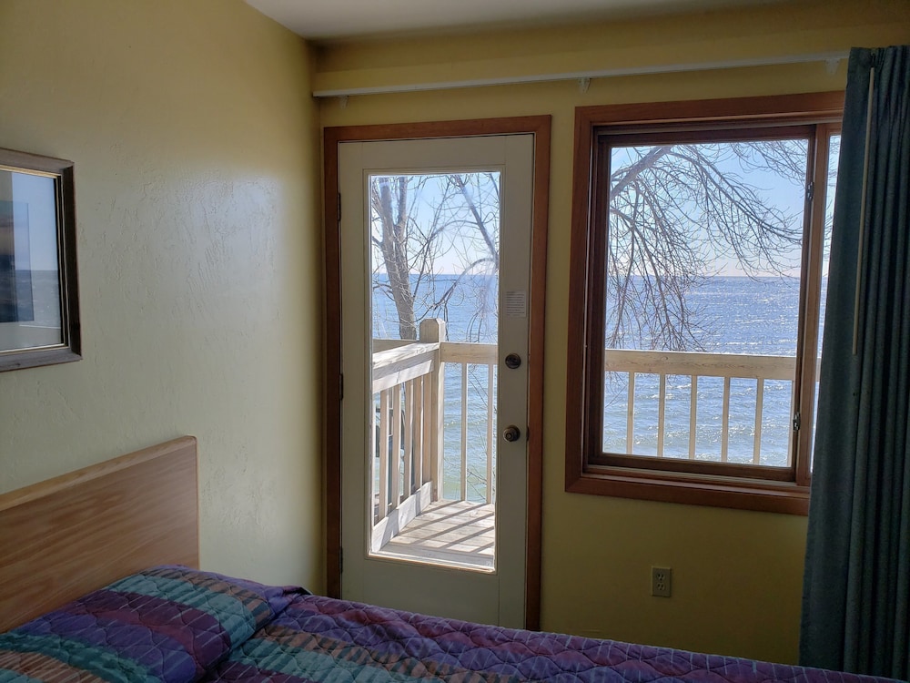 Algoma Beach Motel - photo 12