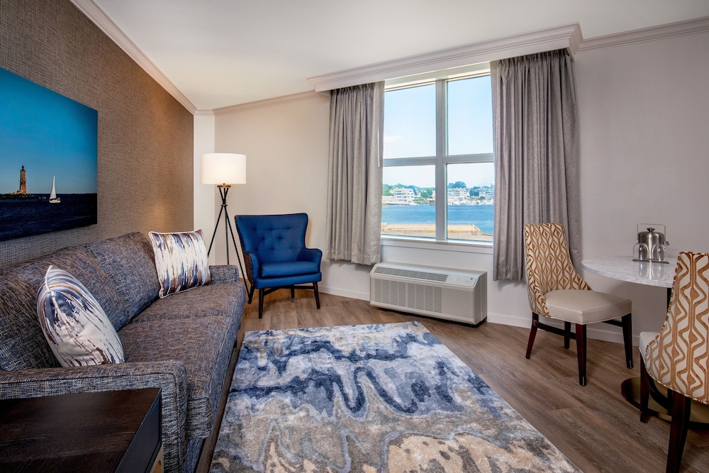 Sheraton Portsmouth Harborside Hotel - photo 7