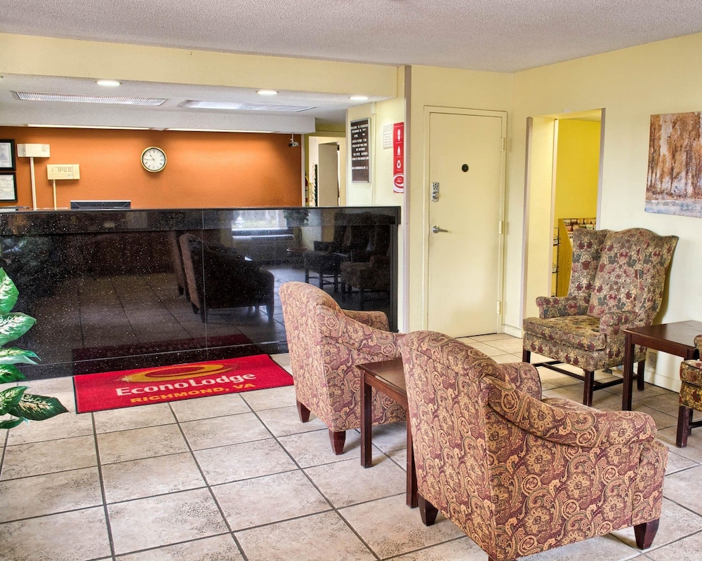 Econo Lodge Richmond VA - photo 15