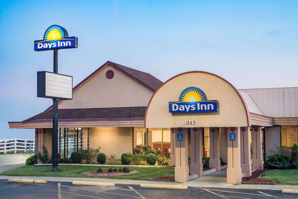 Days Inn by Wyndham Grove City Columbus South - featured photo