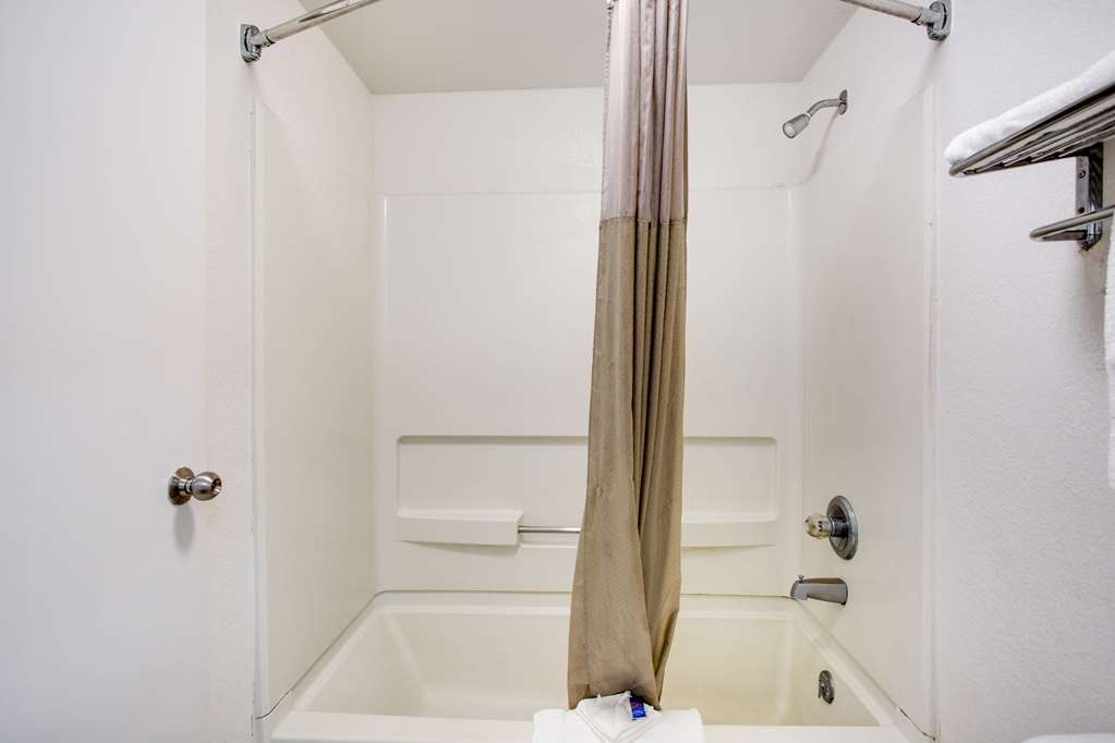 Motel 6 White House TN - photo 24