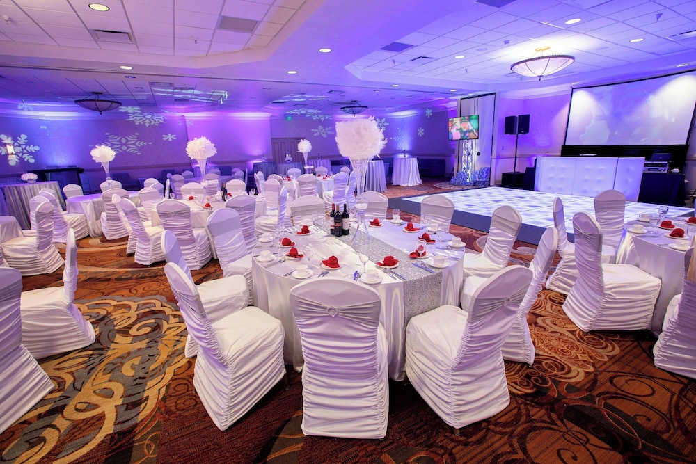 Sheraton Niagara Falls - photo 53