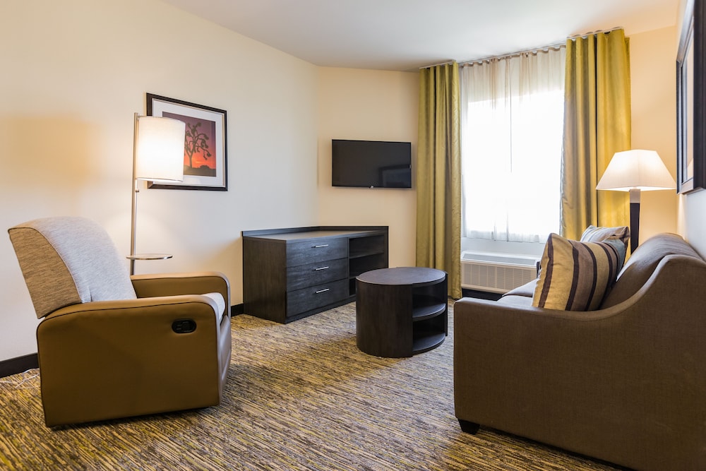 Candlewood Suites Buda Austin SW by IHG - photo 14
