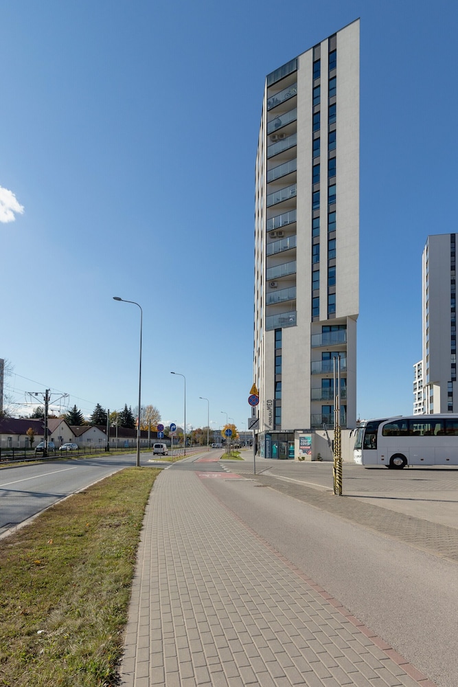 Mogilska Apartments by Renters Prestige — 4-Star Luxury Hotel in Krakow, Poland
