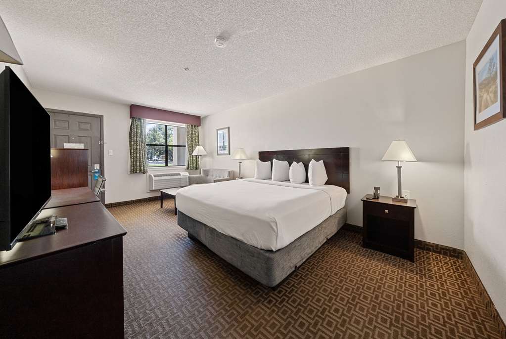 Days Inn by Wyndham Round Rock - photo 17