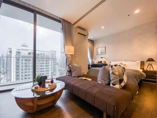 Modern High Rise 1BR Ultra Fast Wifi Sathorn