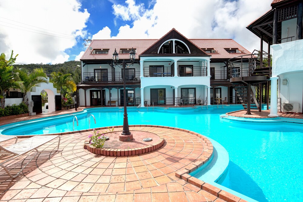 The Poolresort Okinawa - last minute hotel in Okinawa