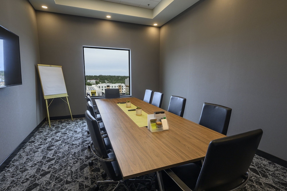 SpringHill Suites by Marriott Colorado Springs Downtown - photo 26