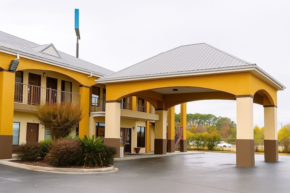 Florence Inn and Suites - photo 25