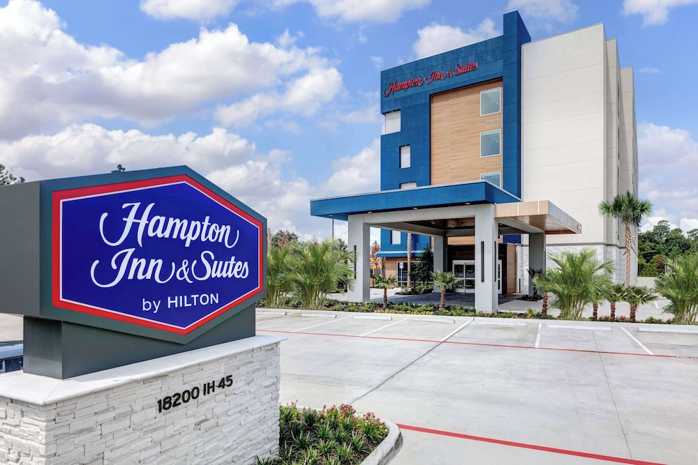 Hampton Inn & Suites by Hilton Shenandoah The Woodlands - photo 39
