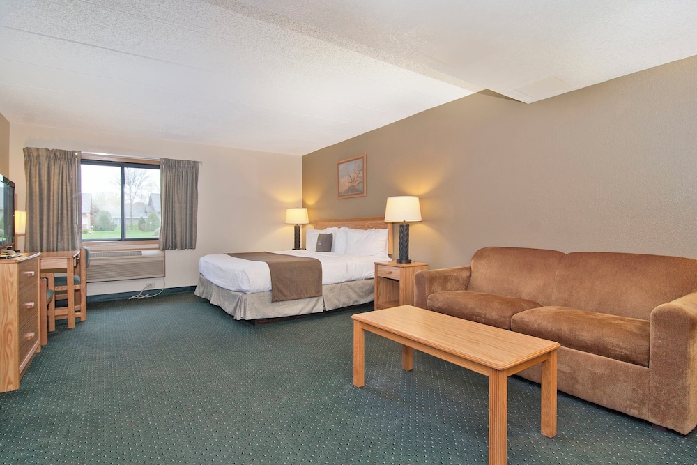 Boarders Inn & Suites by Cobblestone Hotels Faribault - photo 33