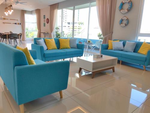 A3a L Near Klcc Trx L Santorini L 18 Guests — 4-Star Luxury Hotel in Kuala Lumpur, Malaysia