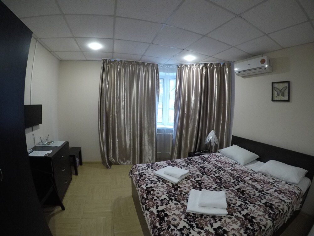 Granada Hotel - carbon neutral hotel in Samara