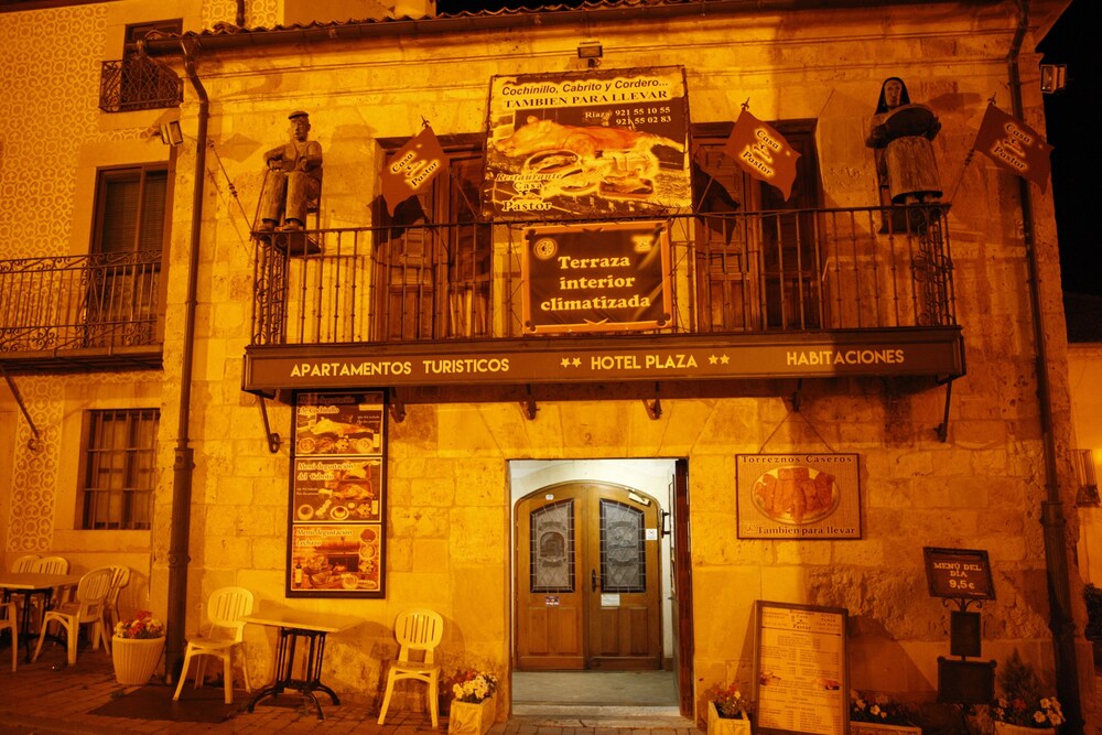 Apartamentos Turisticos Casa Pastor 10694870 — Riaza