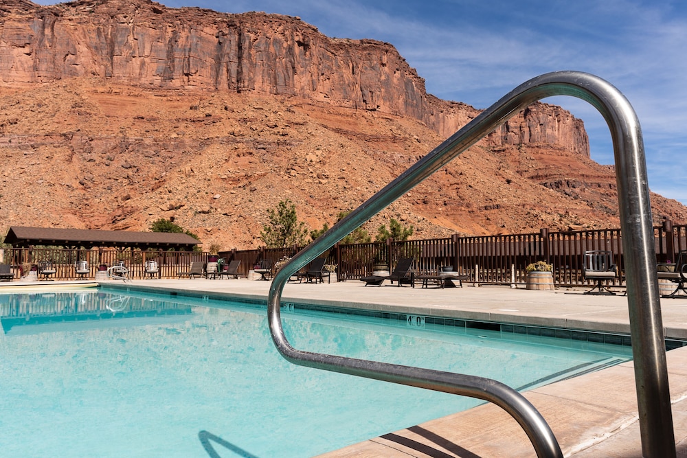 Red Cliffs Lodge - photo 40