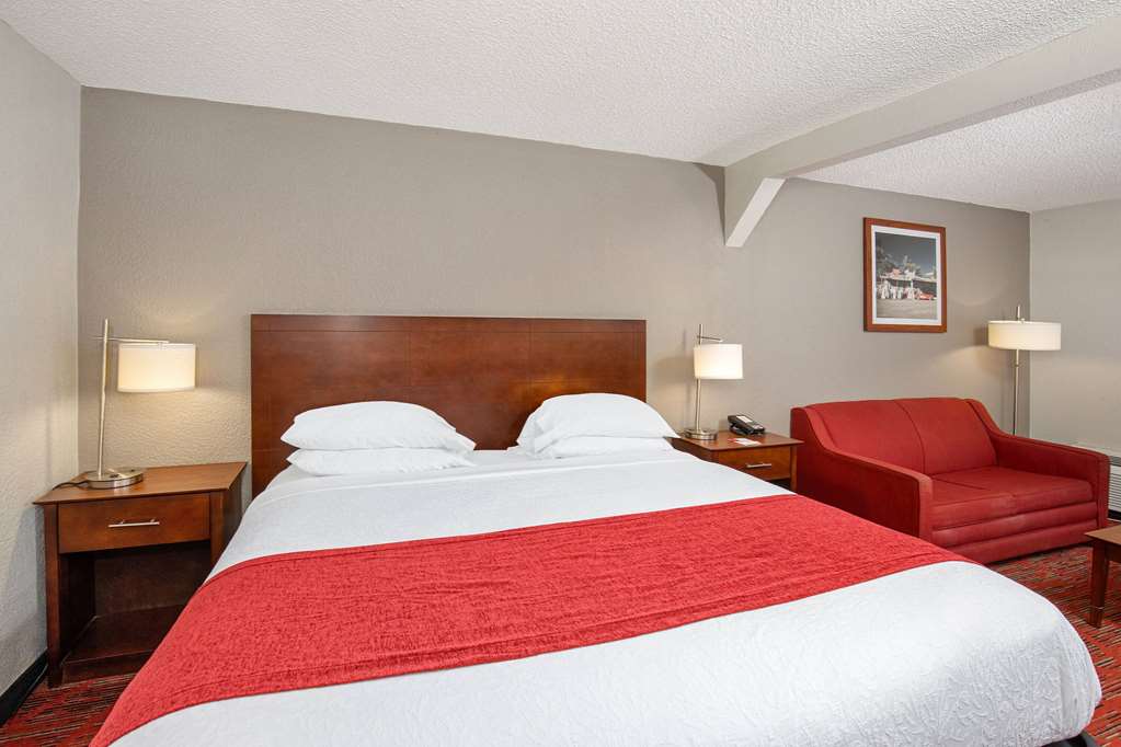 Ramada by Wyndham Bowling Green - photo 14