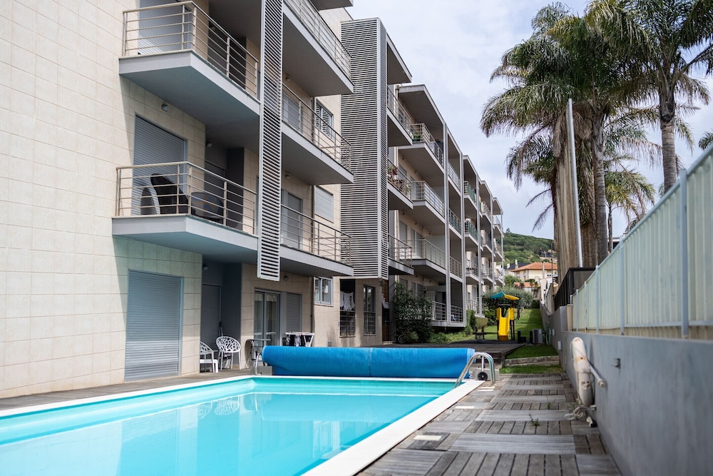 Terraços da Baia By Smarthomes — 4-Star Luxury Hotel in Sao Martinho Do Porto, Portugal