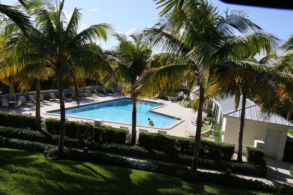 Holiday Inn Express North Palm Beach Oceanview by IHG - photo 92