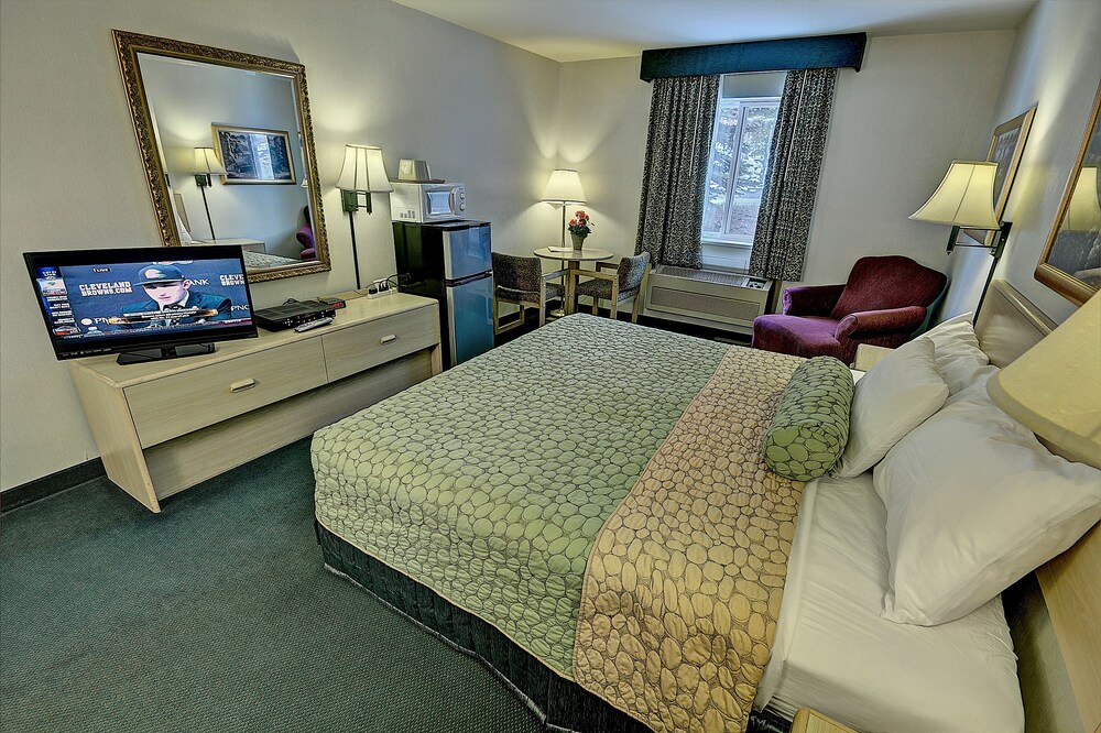 Dillon Inn - photo 7