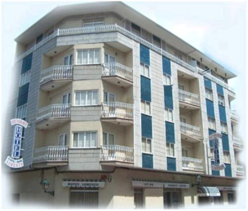 Hotel Lorenzo — hotel in O Carballino