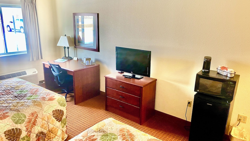 Park View Inn & Suites Hoisington - photo 28