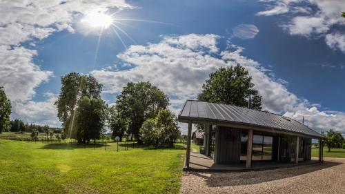 Holiday home Uzbazes — 4-Star Luxury Hotel in Valmiera, Latvia