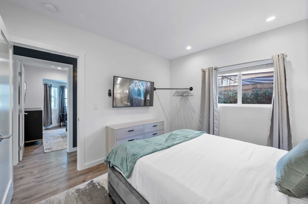 The Gower Street Bungalows by AvantStay - photo 14