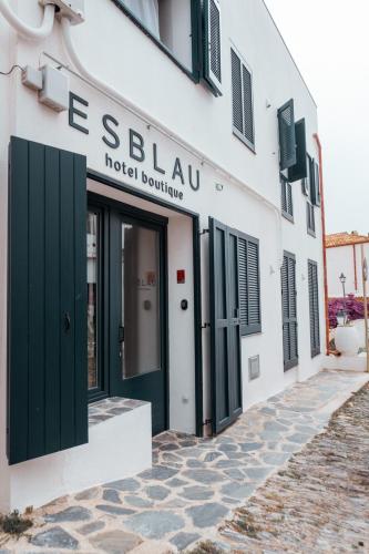Hotel Boutique Es Blau — Cadaques