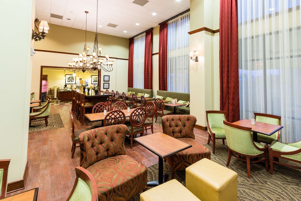 Hampton Inn & Suites by Hilton Tomball Houston NW - photo 35