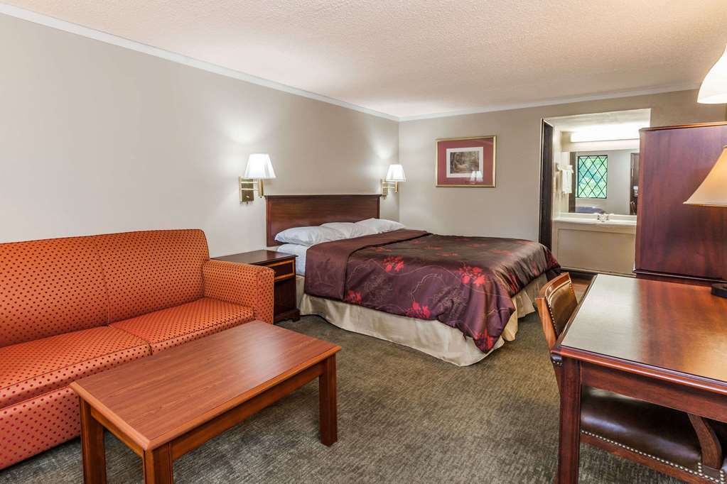 Knights Inn Farmington Hill - photo 14
