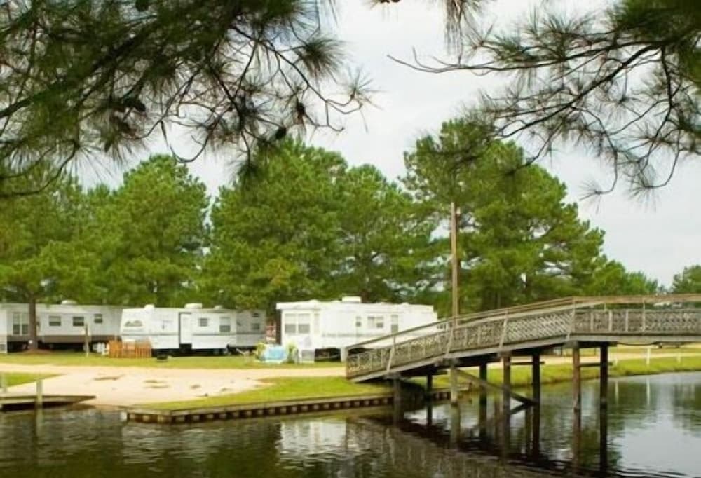 Twin Lakes RV & Camping Resort - photo 14