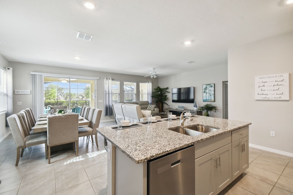 7704oml solterra Resort 7 Bedroom Home by RedAwning - photo 65