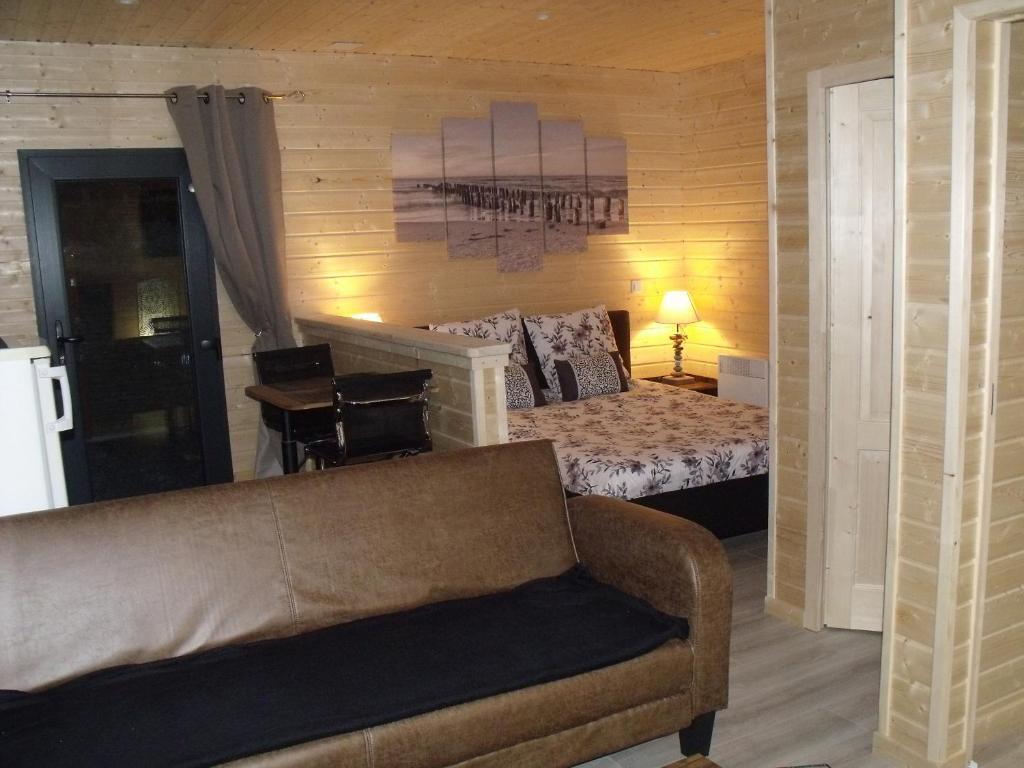 Beatrice — Ver-Sur-Mer — photo 3