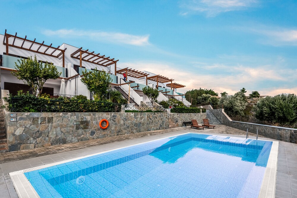 Southern Dreams Apartments — 4-Star Luxury Hotel in Rodos, Greece