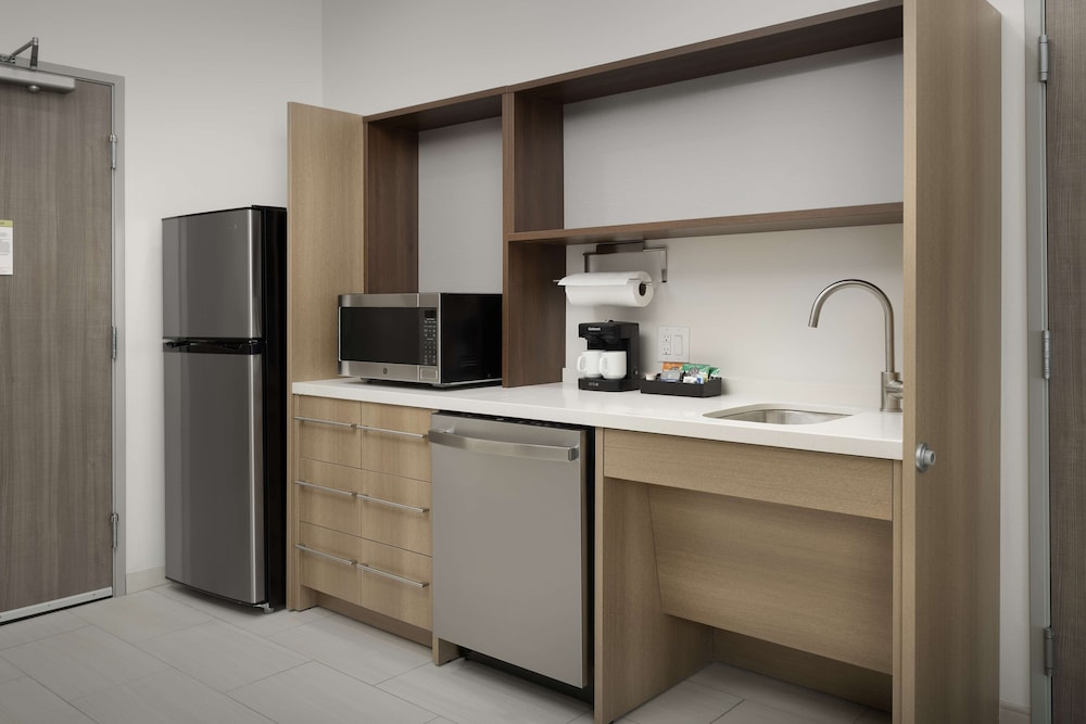 Home2 Suites by Hilton Flower Mound Dallas - photo 13