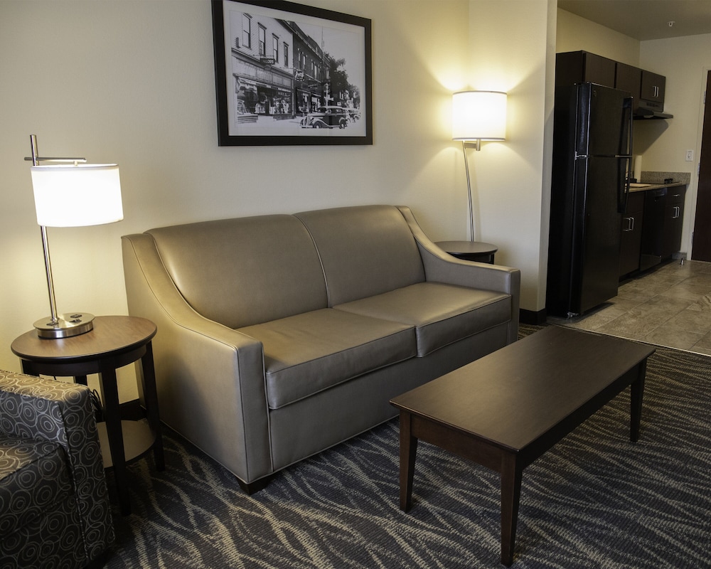 Cobblestone Hotel & Suites Two Rivers - photo 14