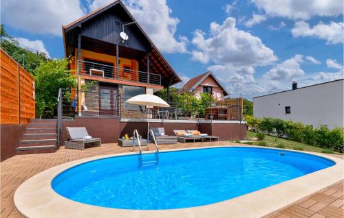 Nice Home In Sveti Ivan Zelina With Sauna — 4-Star Luxury Hotel in Sveti Ivan Zelina, Croatia