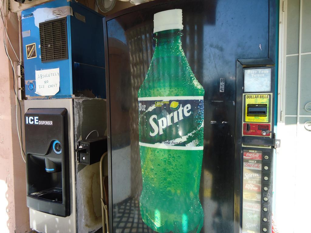 River Valley Inn - photo 2