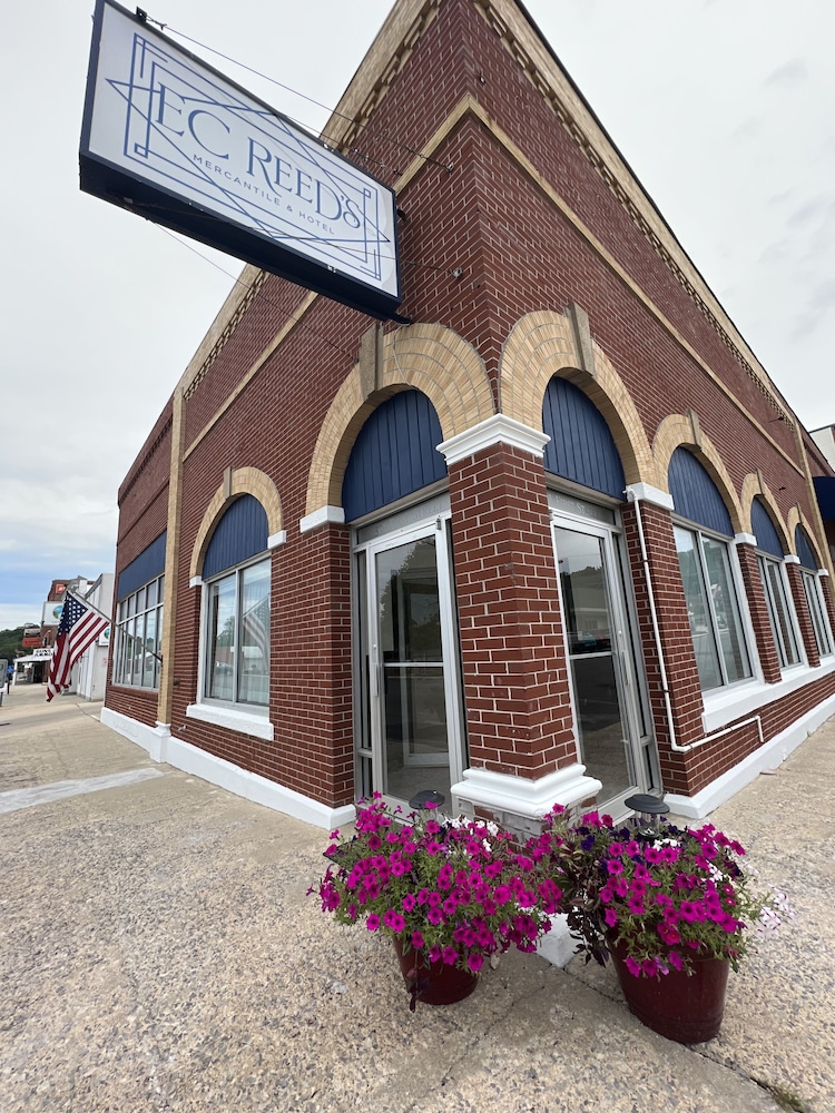 EC Reed's Mercantile and Hotel - photo 21