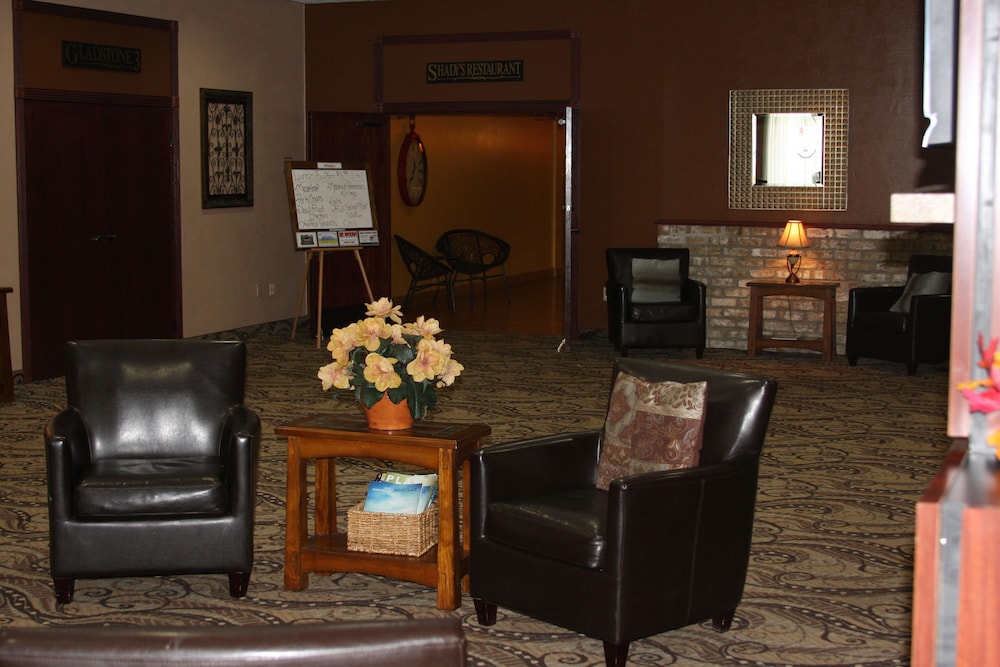 Gladstone Inn & Suites - photo 19