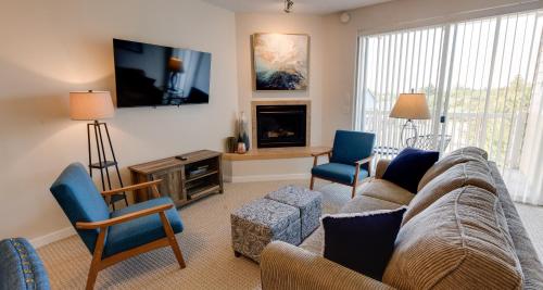 Calliope's Seaside Sanctuary — 4-Star Luxury Hotel in Ocean Shores, United States