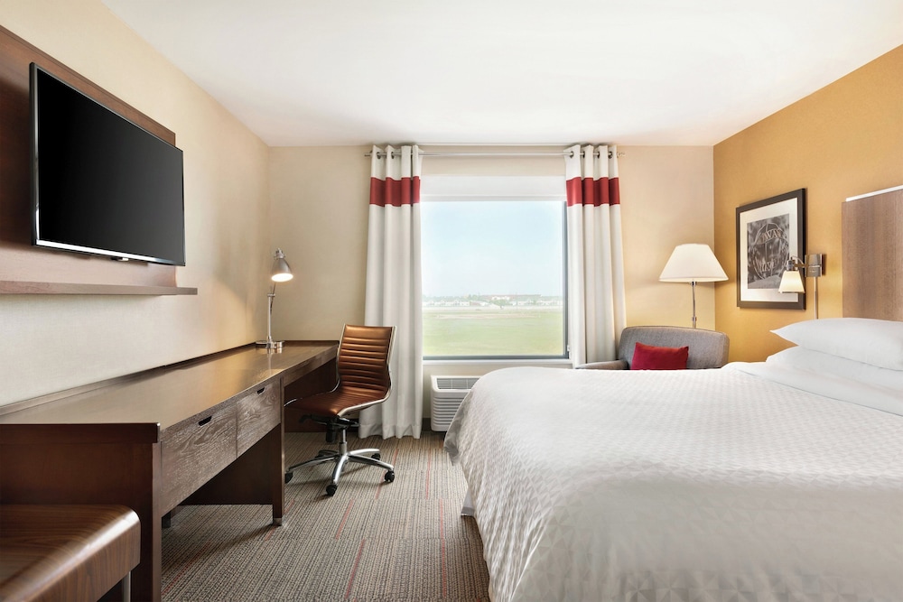 Four Points by Sheraton Fargo Medical Center - photo 10