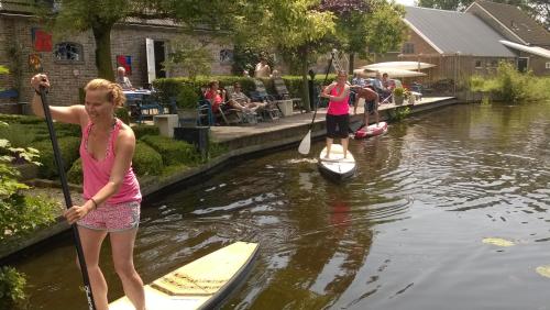 Buitenplaats De Blauwe Meije — hotel in Woerden