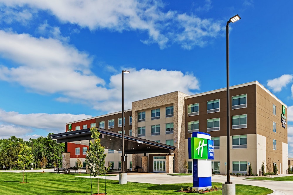 Holiday Inn Express & Suites Parsons by IHG - photo 28