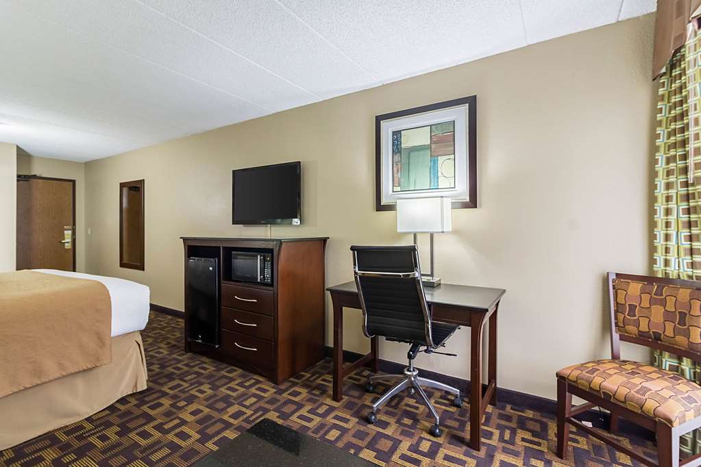 Quality Inn & Suites Arden Hills Saint Paul North - photo 14
