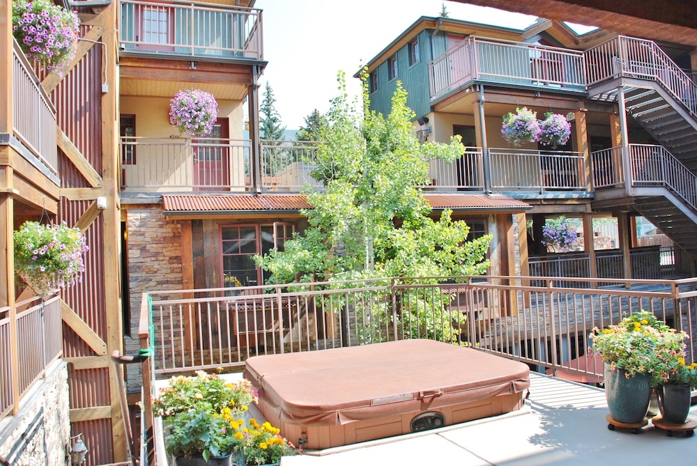 Annabelle Inn - photo 46