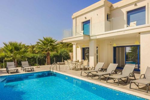 Villa Seashell Skala — 4-Star Luxury Hotel in Poros, Greece