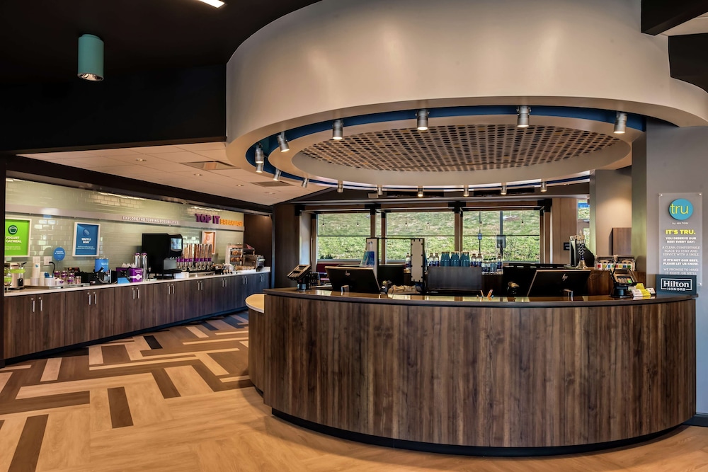 Tru By Hilton Staunton - photo 4